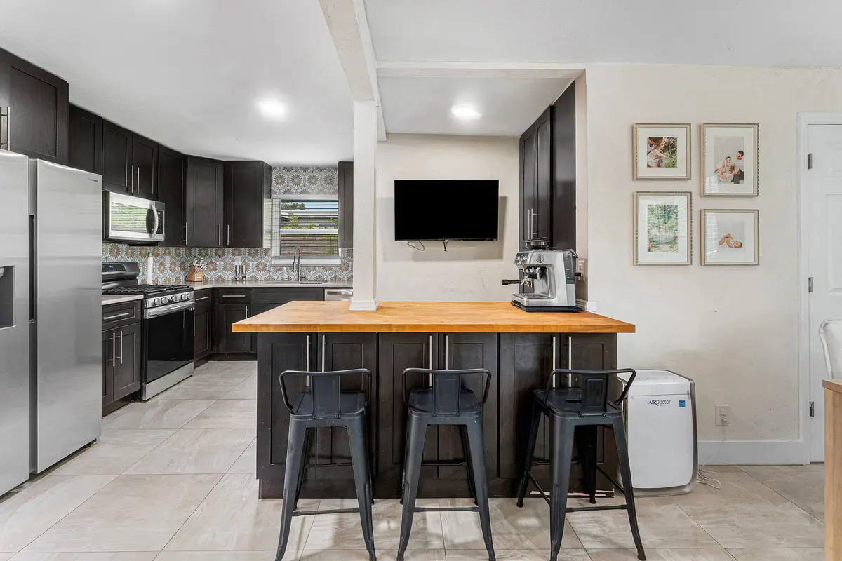006-711LaurelDrive-WestPalmBeach-FL-3340 at 711 Laurel Drive, Lake Park