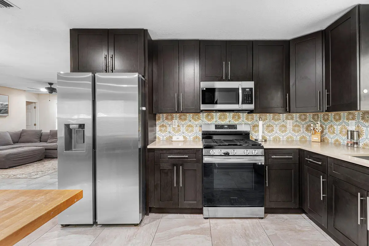 008-711LaurelDrive-WestPalmBeach-FL-3340 at 711 Laurel Drive, Lake Park