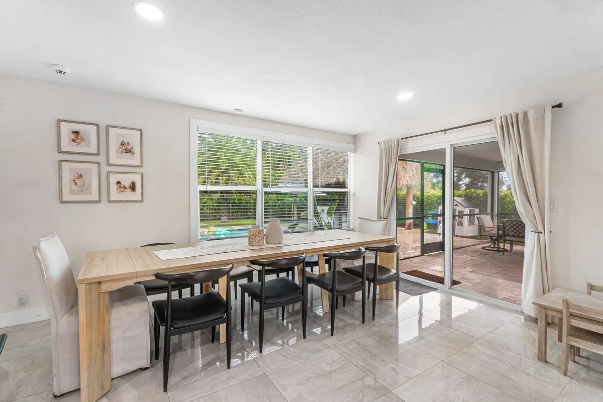 009-711LaurelDrive-WestPalmBeach-FL-3340 at 711 Laurel Drive, Lake Park
