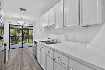 12708 Shoreline Drive F, Wellington – leased