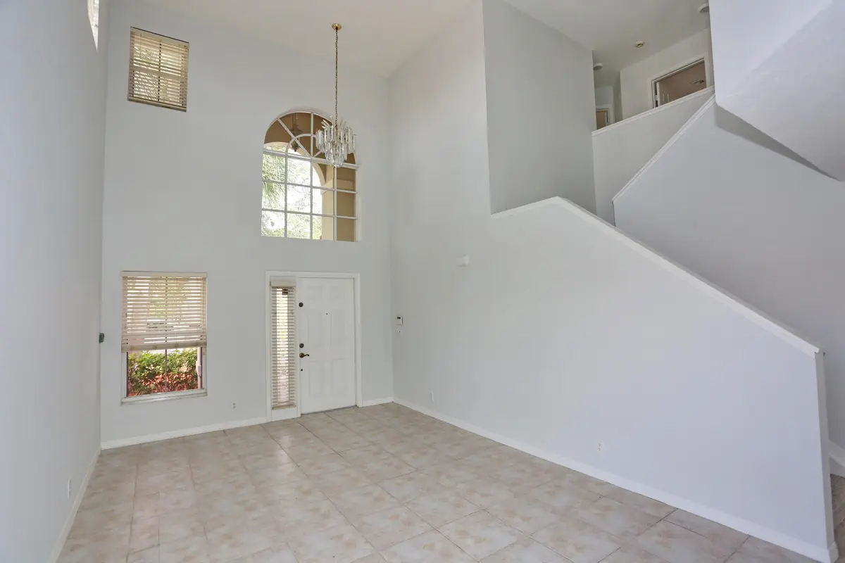 interior at 5157 NW 122nd Avenue, Coral Springs