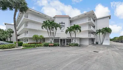 1910 S Ocean Boulevard 112, Delray Beach – Condominium for sale