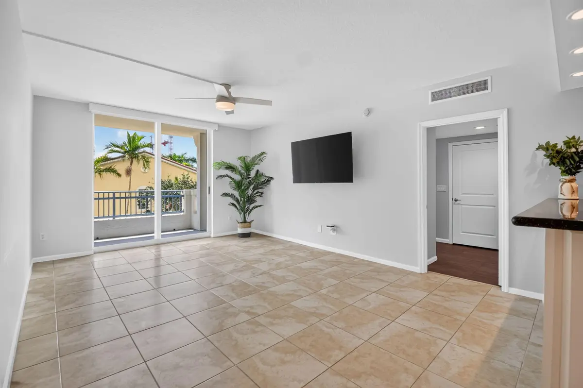Living Area Views at 403 S Sapodilla Avenue 307, West Palm Beach