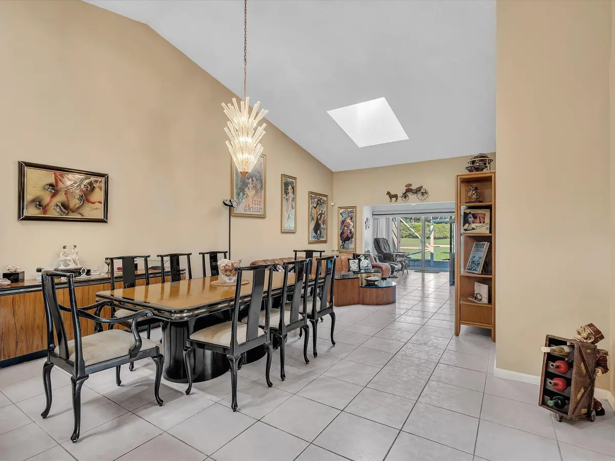 Great Room at 7036 Summer Tree Drive B, Boynton Beach