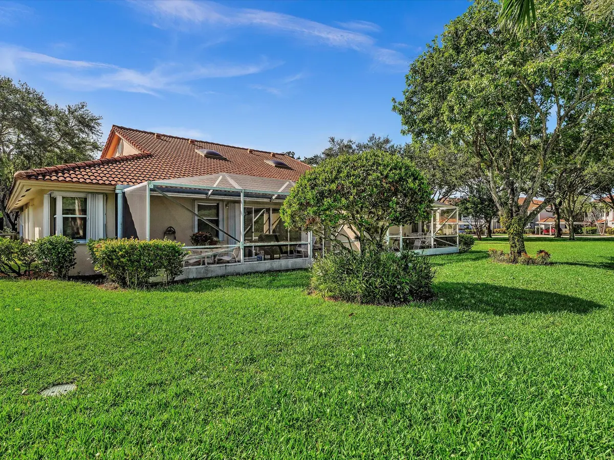 Back Exterior at 7036 Summer Tree Drive B, Boynton Beach