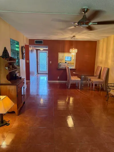 9440 SW 8th Street 110, Boca Raton – Condominium for sale