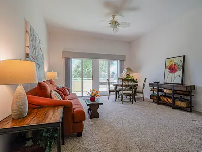 5025 Harmony Circle 202, Vero Beach – leased