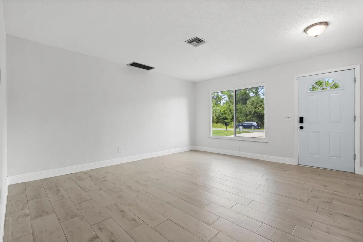 DSC05699 at 6505 Deleon Avenue, Fort Pierce
