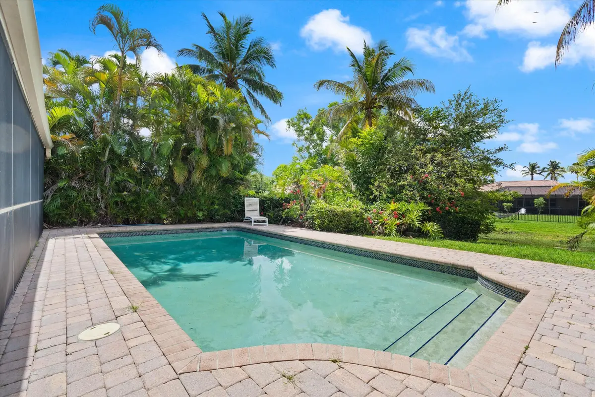 25-8660 NW 54th Street Coral Springs, FL at 8660 NW 54th Street, Coral Springs