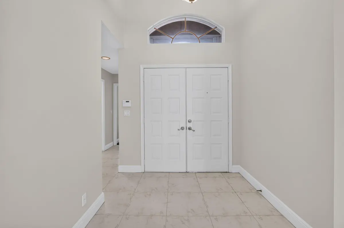 9875 Harbour Lake Cir at 9875 Harbour Lake Circle, Boynton Beach