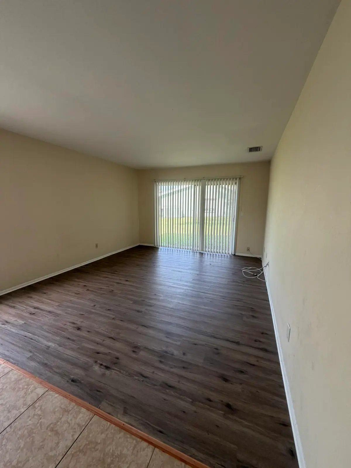 Living at 1720 SE Linpark Court, Port St. Lucie