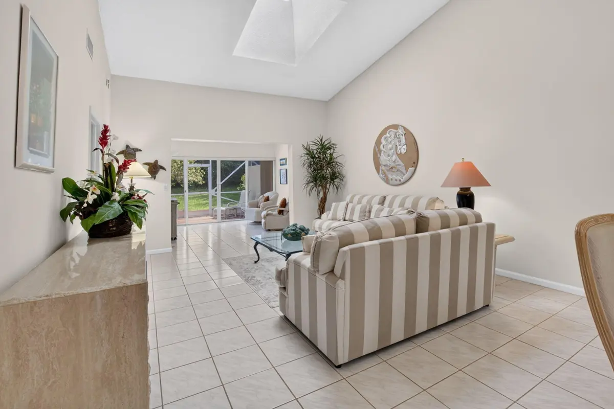 7-web-or-mls-DSC_1005 at 7609 Island Breeze Terrace, Boynton Beach
