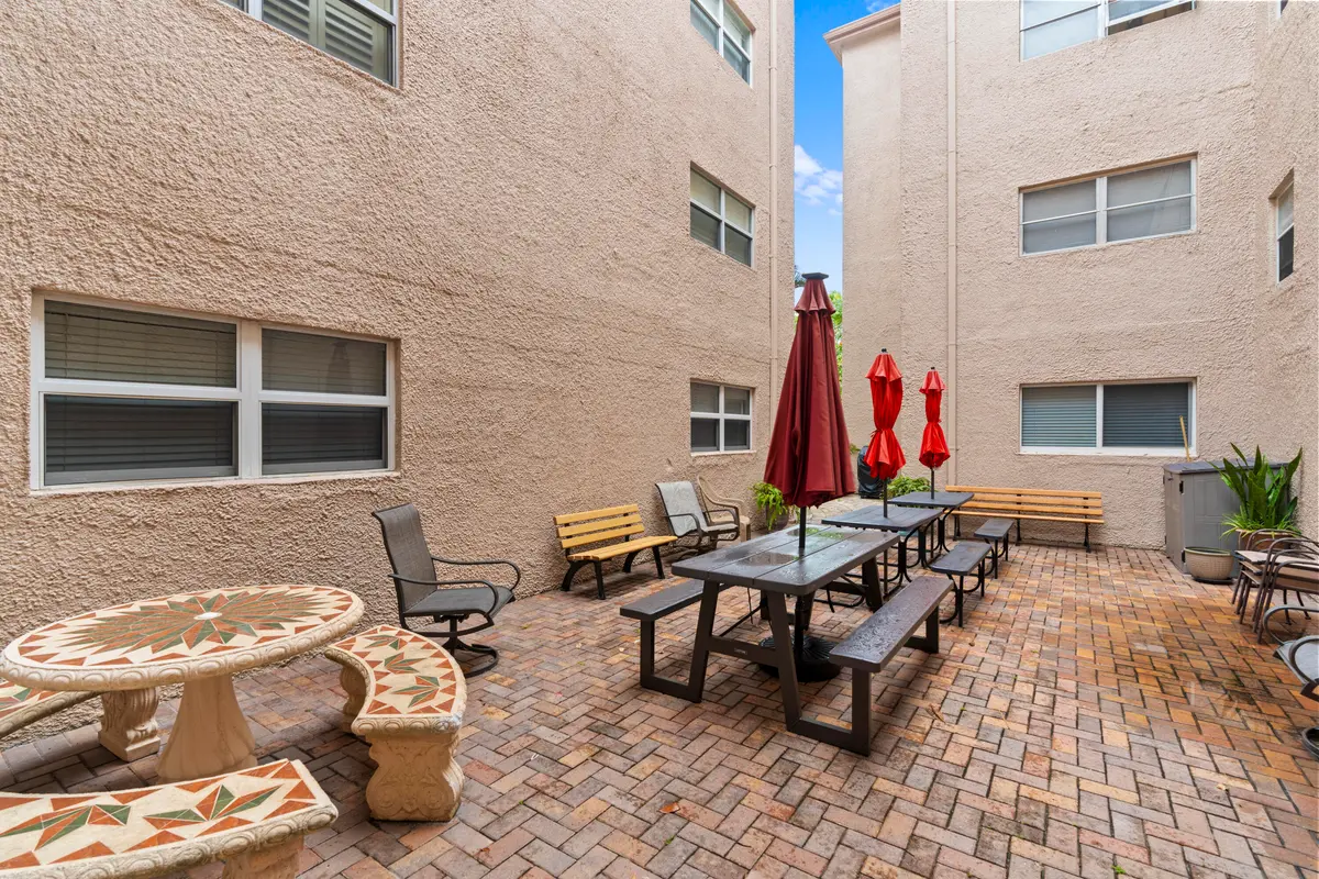 Building 12 | Greenwood at 2615 NE 1st Court 403, Boynton Beach