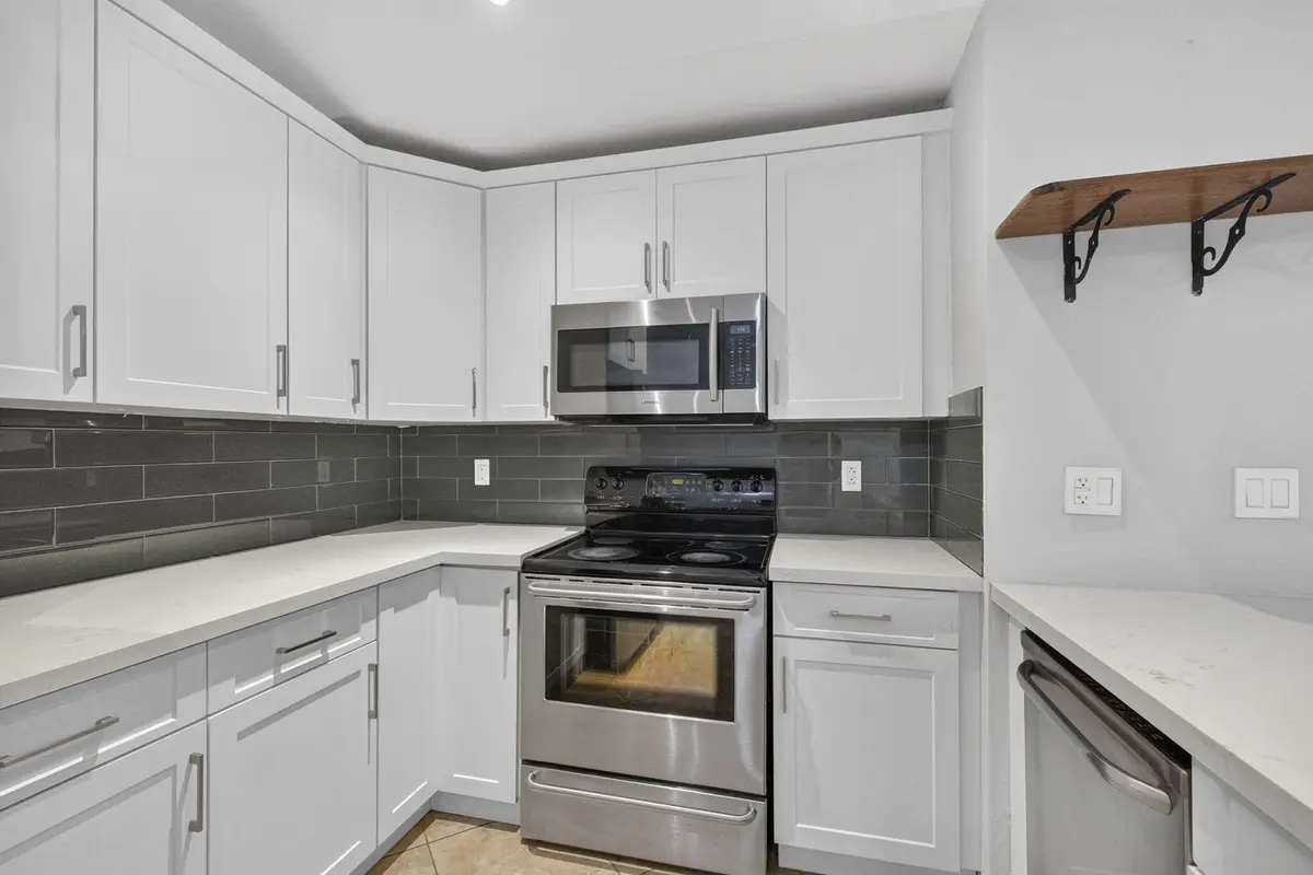 9-web-or-mls-8I8A1796 at 3076 S Oakland Forest Drive 503, Oakland Park