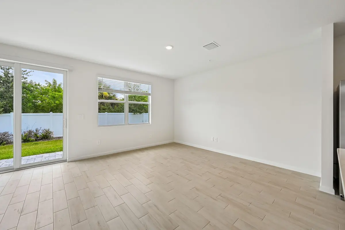 612 Salisbury Cir Fort Pierce FL 34982 ( at 612 Salisbury Circle, Fort Pierce