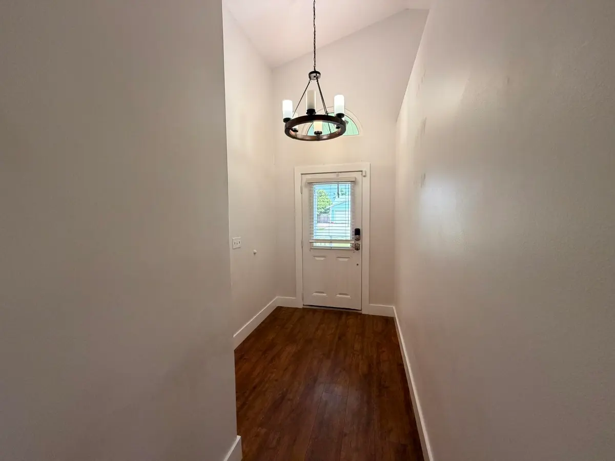 6D76EE42-B82B-4E8C-863C-AD7A5C9264AD at 6160 Lucerne Street, Jupiter