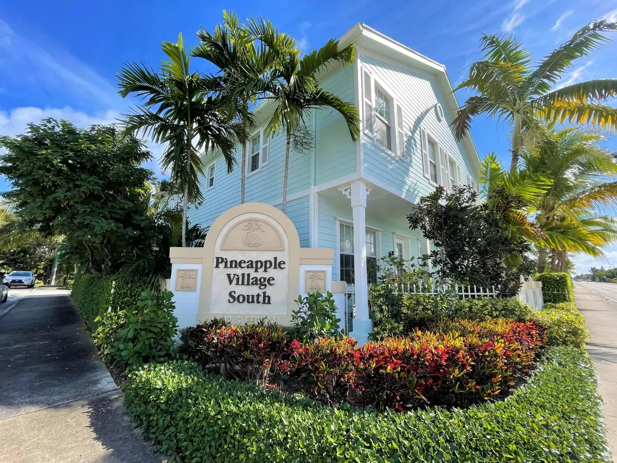 Pineapple Village South at 902 S Federal Highway 6, Lake Worth Beach