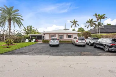 242 Neptune Avenue, Lauderdale-By-The-Sea – Single Family Residence for rent