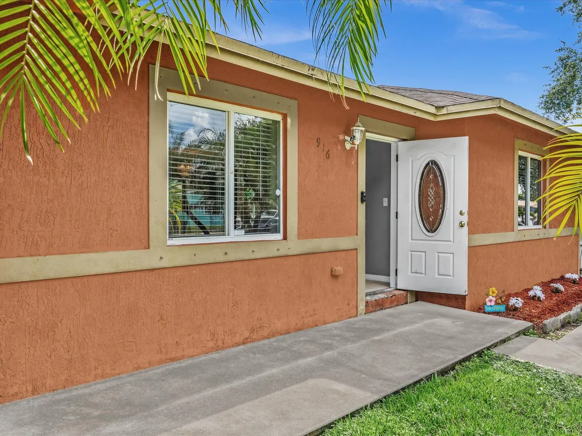 06-FPP00021 at 916 NW 3rd Terrace, Florida City