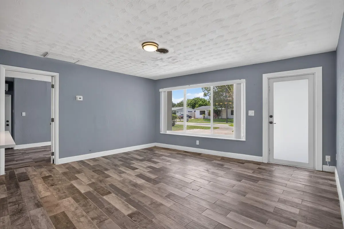 16-web-or-mls-2811-6926 at 2811 NE 9th Terrace, Pompano Beach
