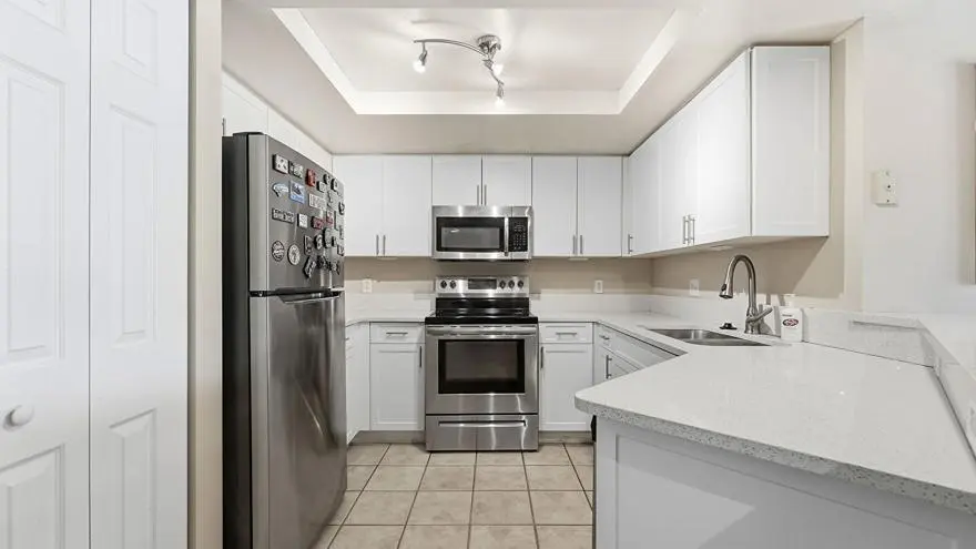 haverhill9 at 4159 N Haverhill Road 1304, West Palm Beach
