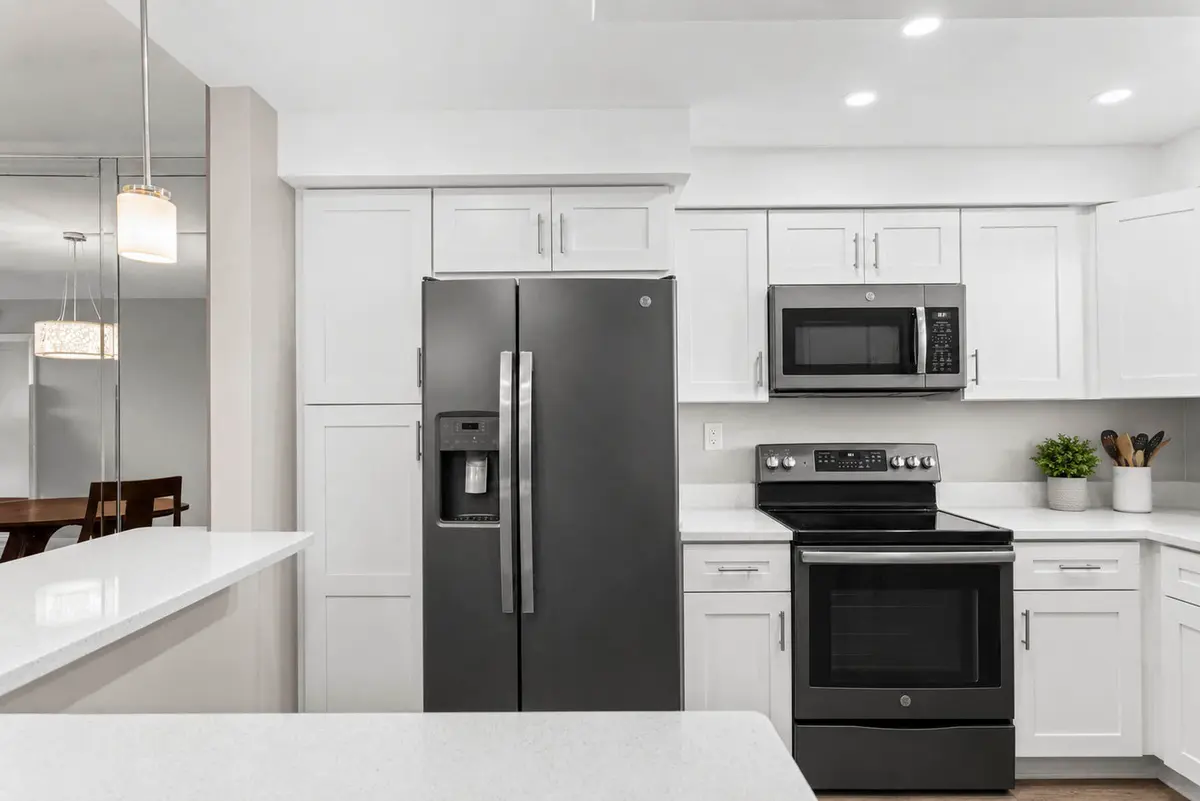 2_98A0588 at 3150 W Rolling Hills Circle 709, Davie