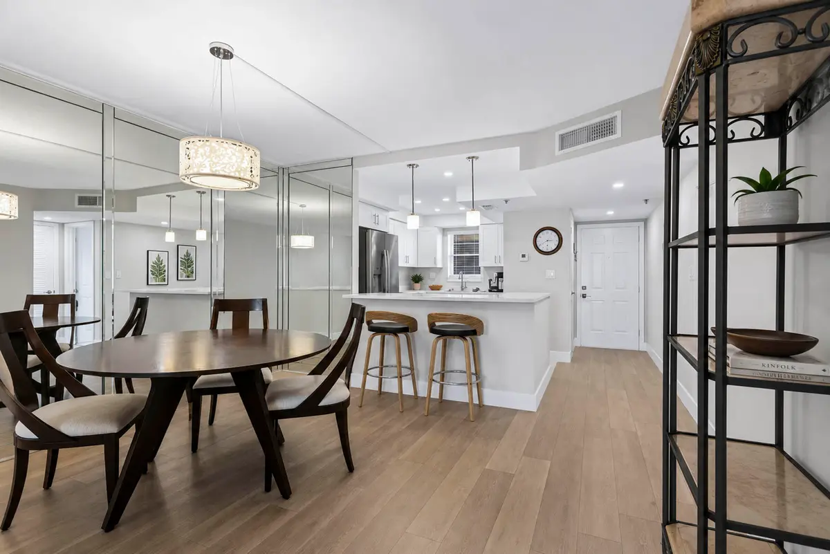 5_98A0565 at 3150 W Rolling Hills Circle 709, Davie