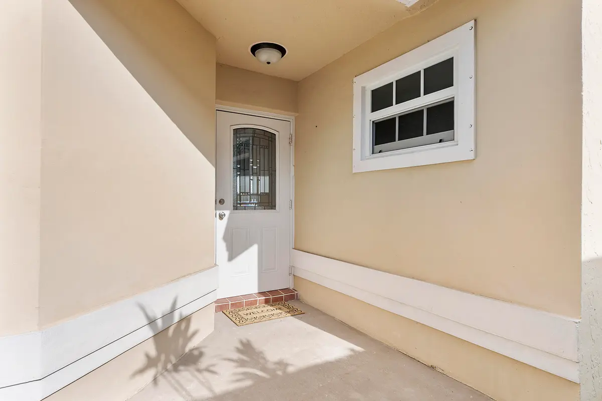 8821 Lake Park Cir N_005 at 8821 Lake Park Circle, Davie