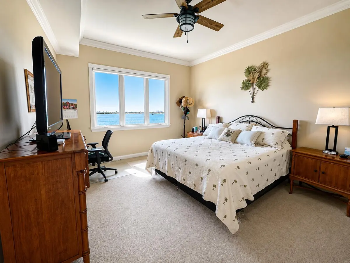 21-PH02 Master Bedroom at 21 Harbour Isle Drive Ph02, Fort Pierce