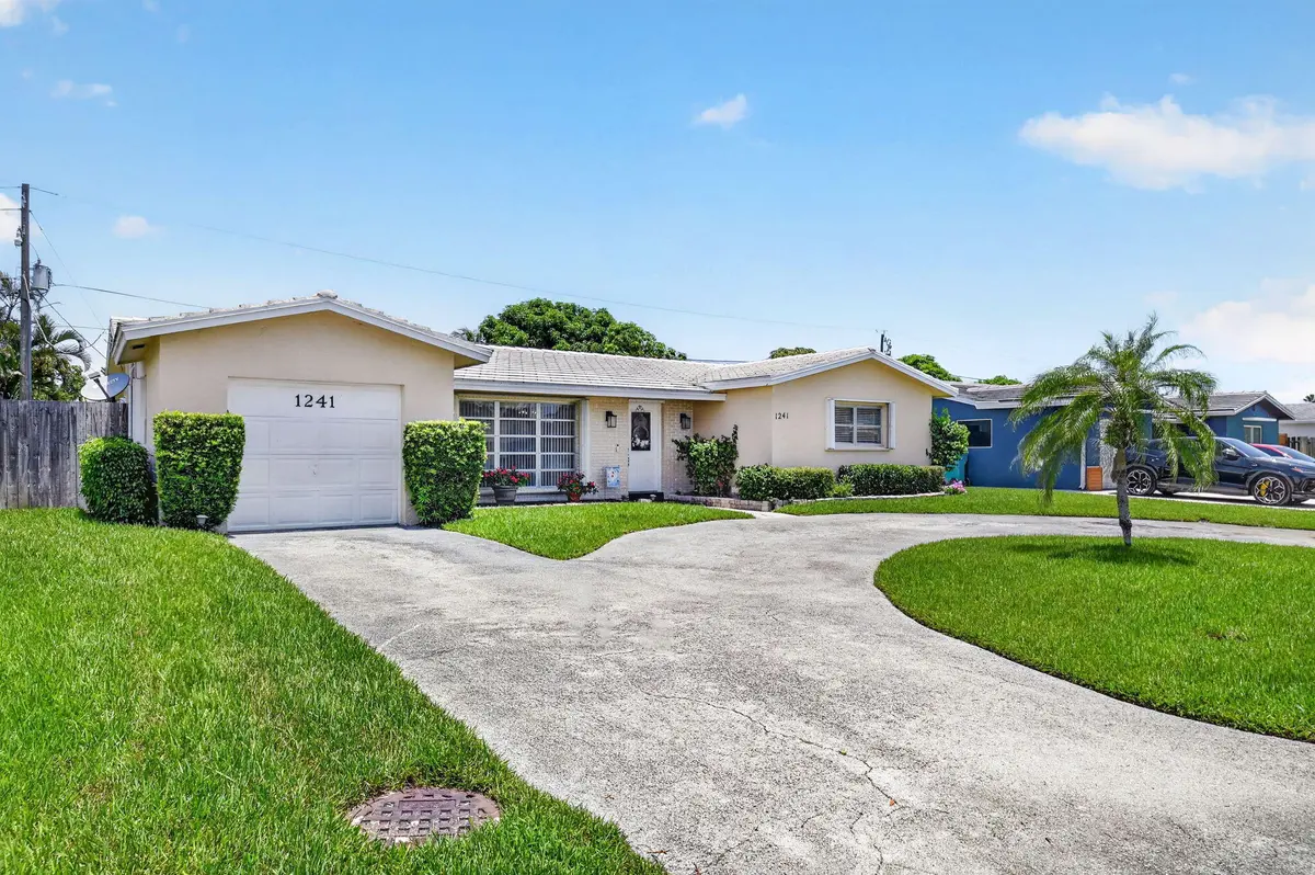 3-web-or-mls-DSC_9197 at 1241 SW 28th Avenue, Boynton Beach