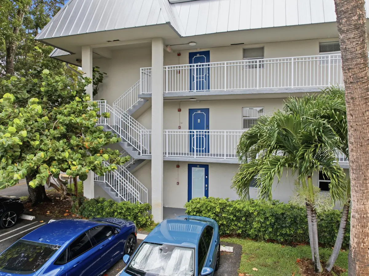 DJI_20260708010552_0202_D at 3000 Riverside Drive 201-1, Coral Springs