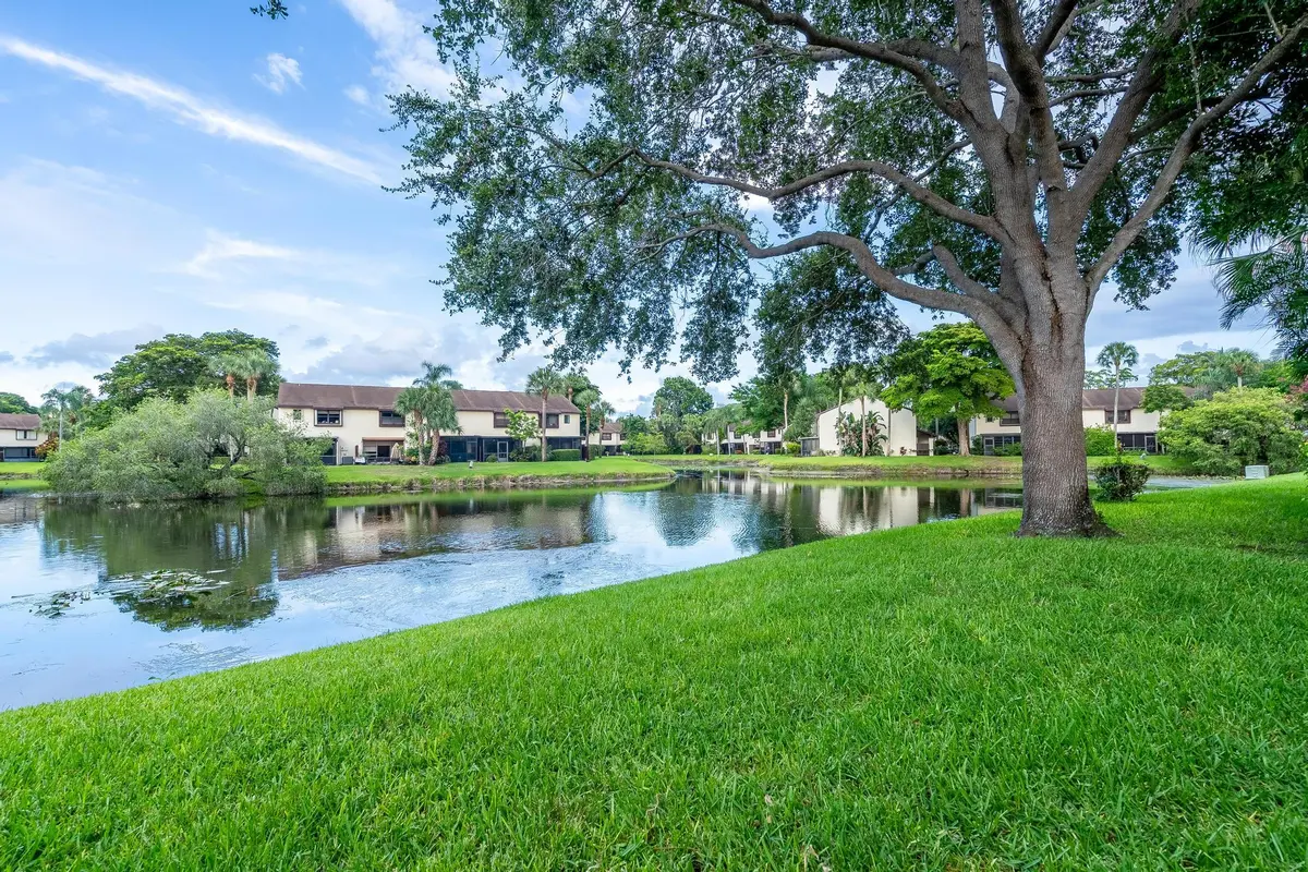 DSC05000 at 3727 Carambola Circle 2823, Coconut Creek
