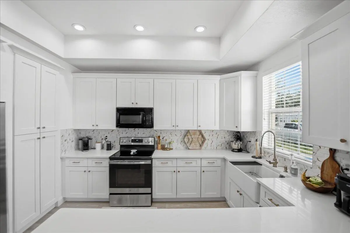 Kitchen at 10480 SW Stephanie Way 3-101, Port St. Lucie