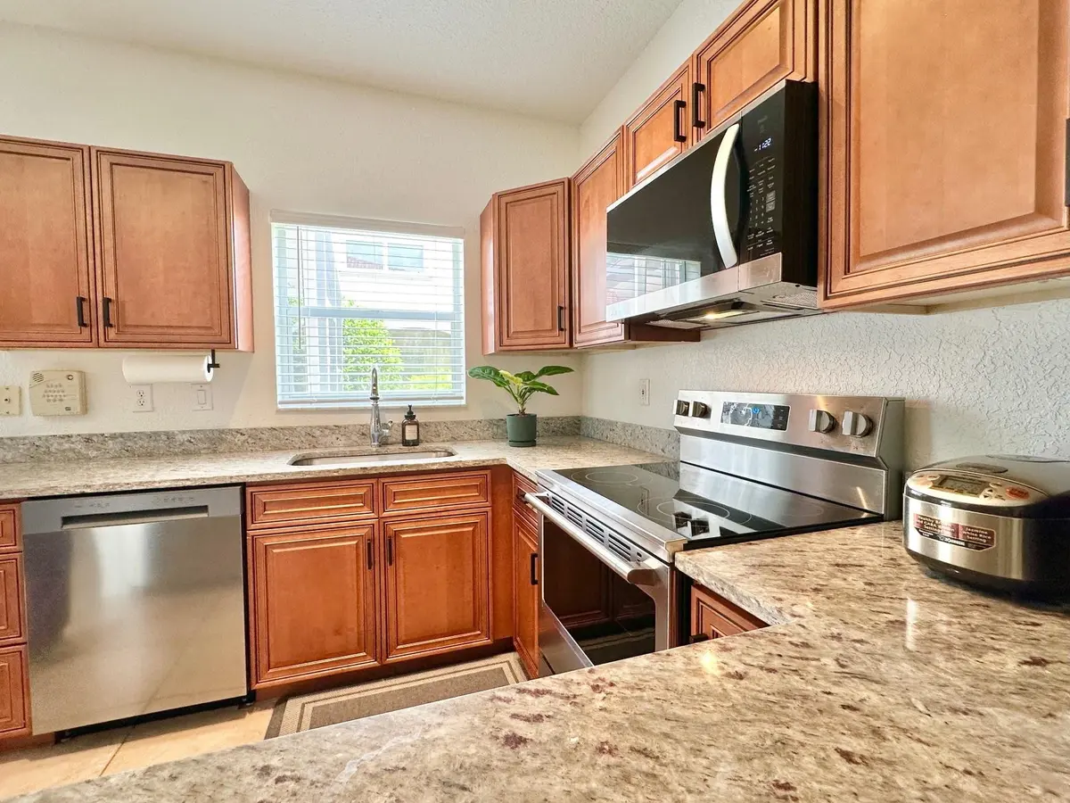 Photo 7 at 639 NW 130th Way, Pembroke Pines