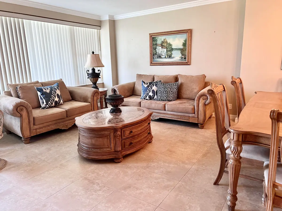 IMG_3342 at 3300 NE 36th Street 518, Fort Lauderdale