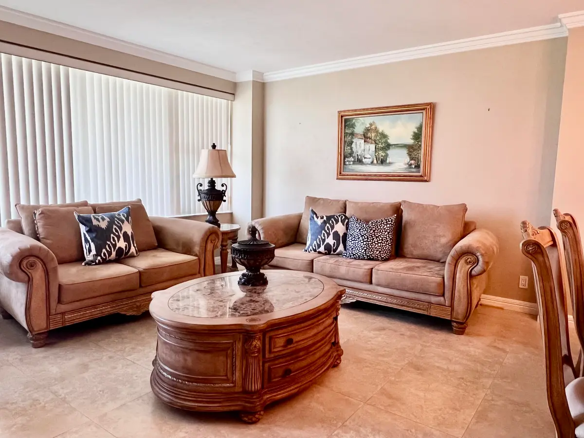 IMG_3341 at 3300 NE 36th Street 518, Fort Lauderdale