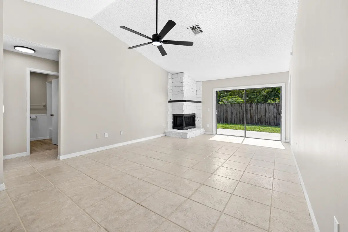 1322 R-6102 at 1322 Denlow Lane, Royal Palm Beach