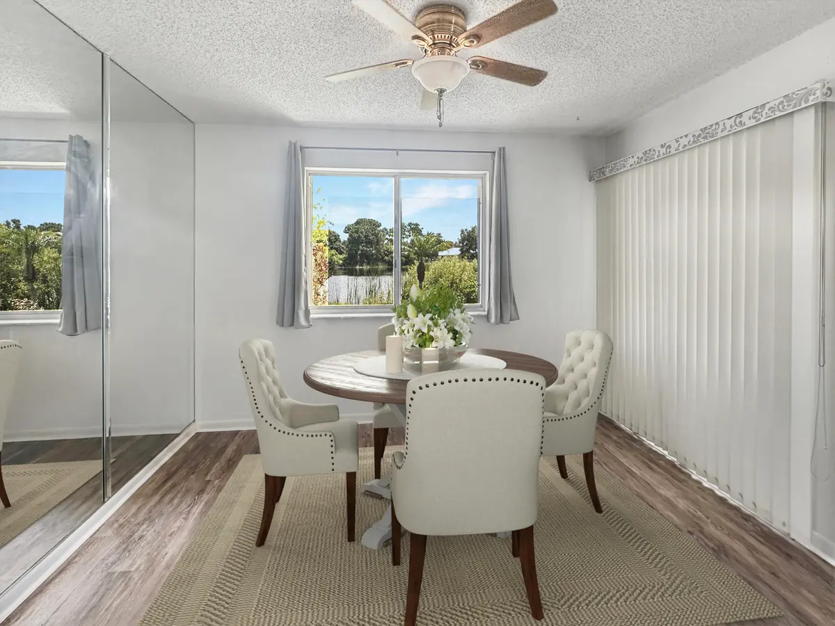 Dining area at 5717 Deer Run Drive 4a, Fort Pierce