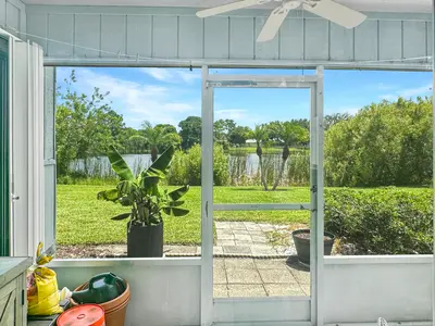 5717 Deer Run Drive 4a, Fort Pierce – Condominium for sale