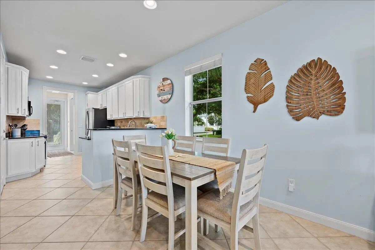 Dining Space for Gathering at 1346 S Jeaga Drive, Jupiter