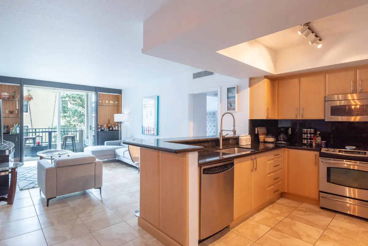 © Clark-403 S Sapodilla 207-004 at 403 S Sapodilla Avenue 207, West Palm Beach