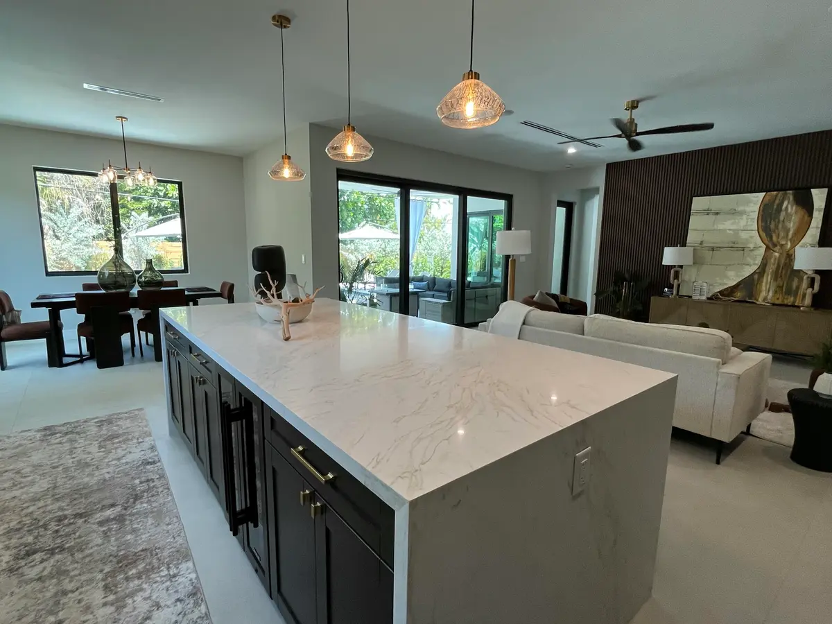 Kitchen-Island at 1533 NE 16th Avenue, Fort Lauderdale