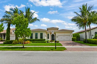 9307 Grand Prix Lane, Boynton Beach – Single Family Residence for sale