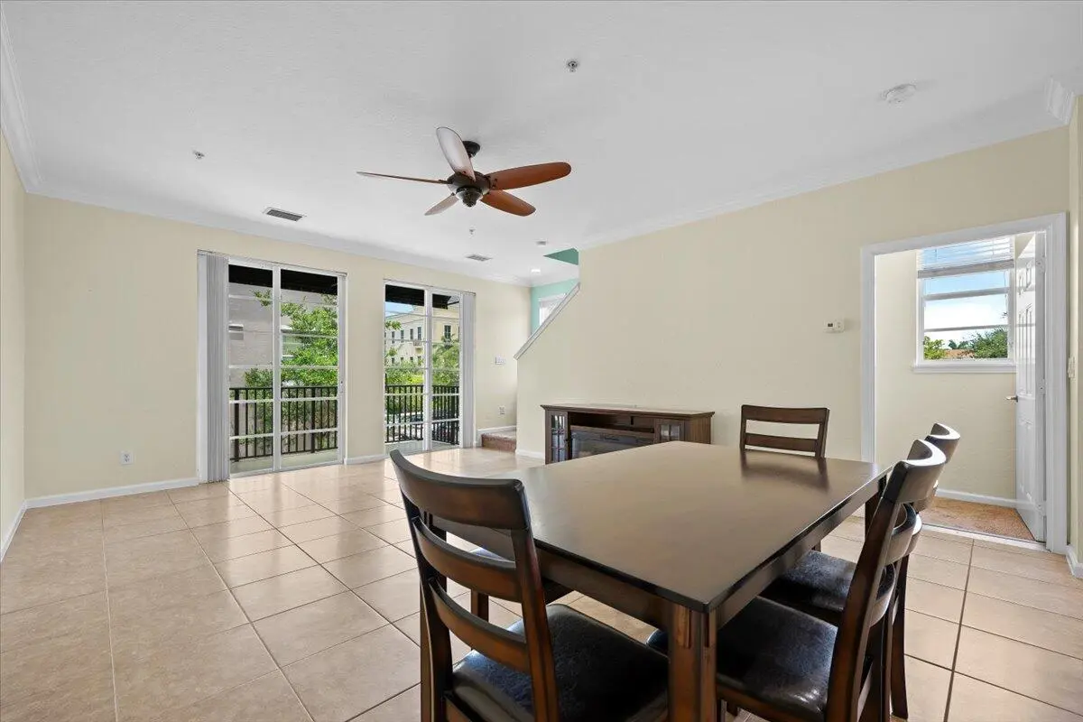 Dining Area at 127 Greenwich Circle, Jupiter