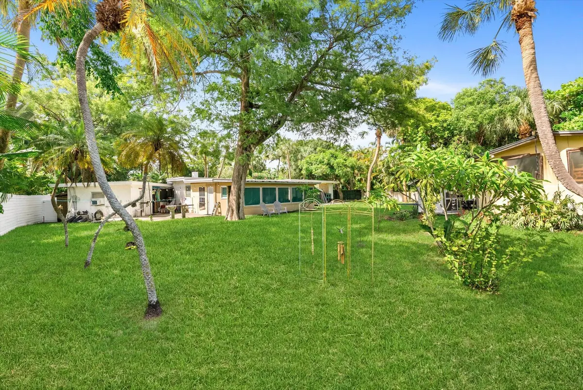 11-11 at 330 NW 32nd Court, Oakland Park