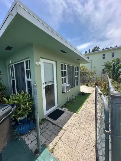 1126 N H Street B, Lake Worth Beach – leased