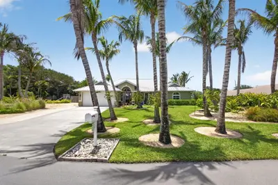 8081 SE Shiloh Terrace, Hobe Sound – sold