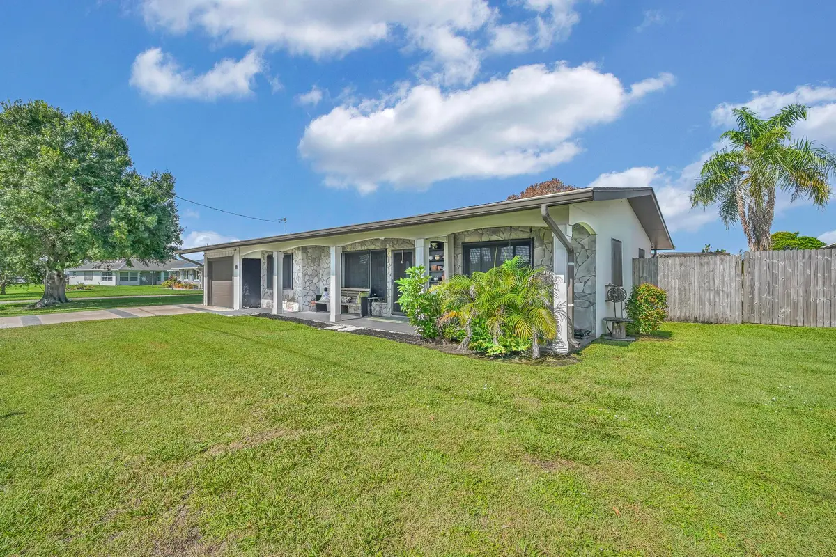 Front of Structure at 220 Riomar Drive, Port St. Lucie