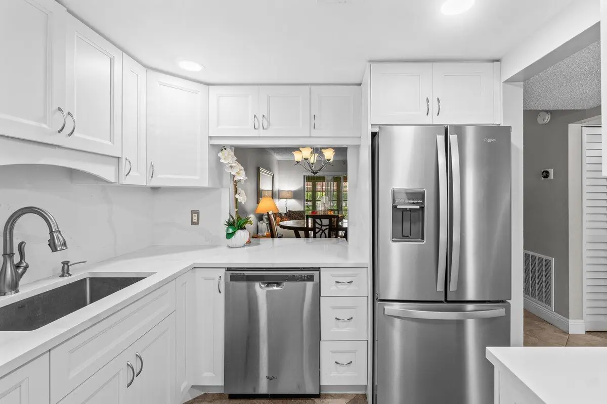 Welcome Home at 14721 Bonaire Boulevard 101, Delray Beach