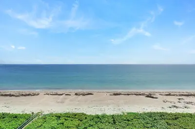 9940 S Ocean Drive 607, Jensen Beach – Condominium for sale